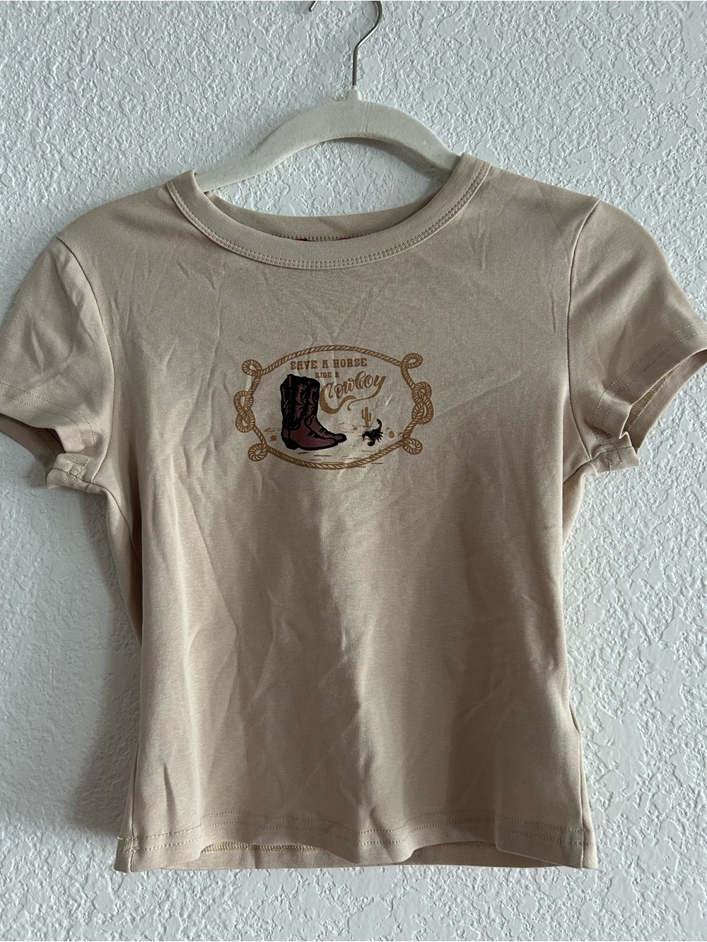 NWT Edikted Save a Horse T Shirt Beige Graphic Size S